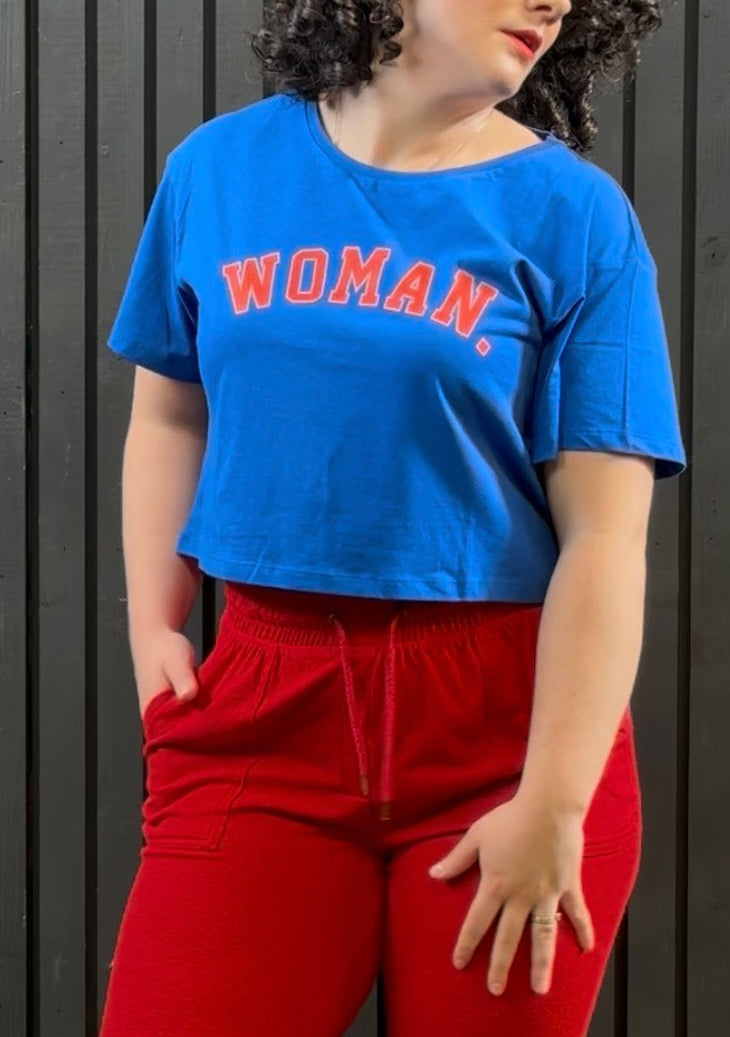WOMAN. Cropped Tee