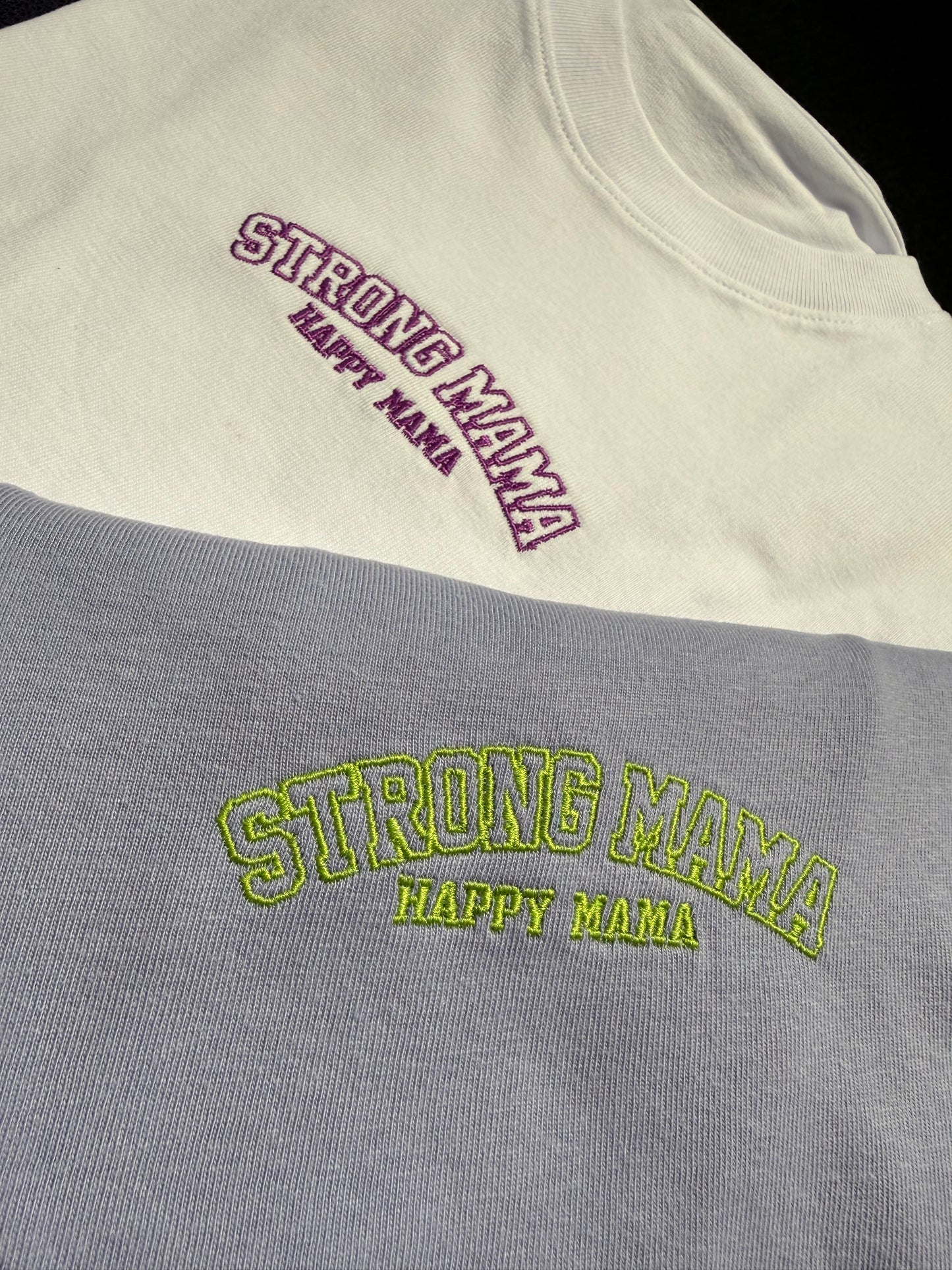 Centre chest Strong Mama classic tee
