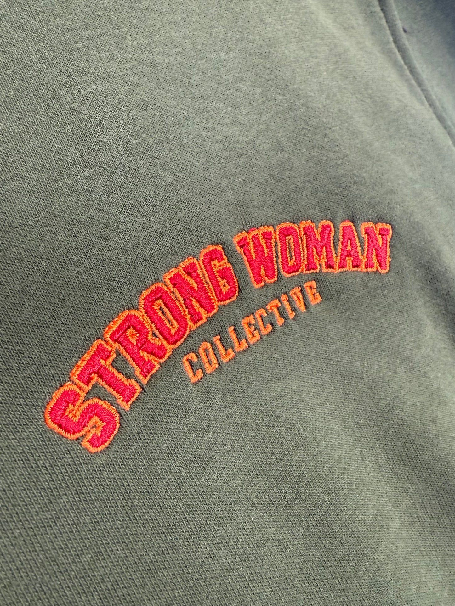 Classic sweatshirt embroided combos