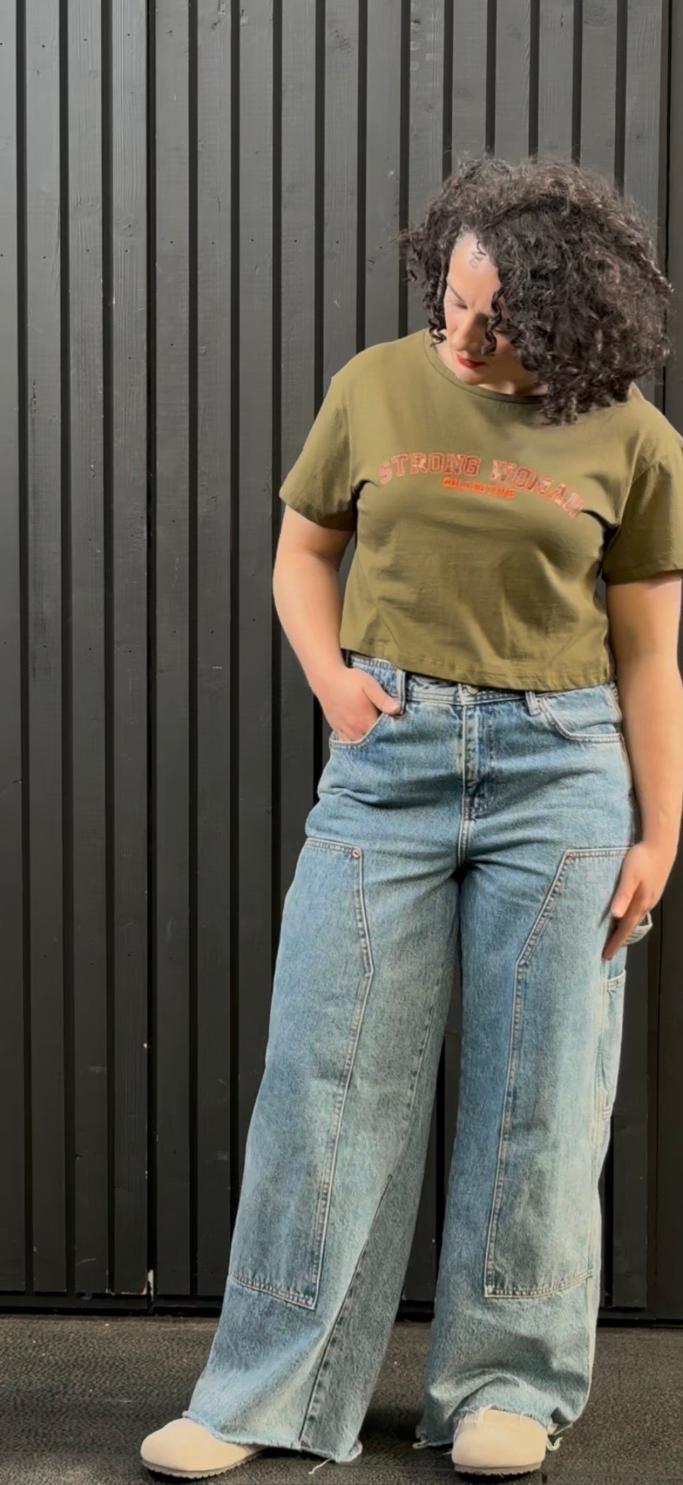 Limited Edition army Cropped tee
